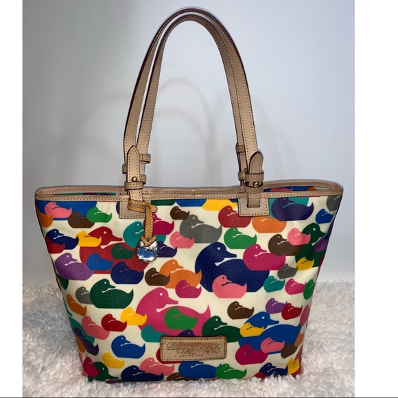 dooney & bourke tote handbags